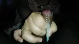 বড় সুন্দরী মহিলা বা ...